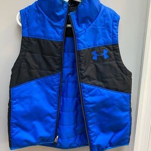 Boys Under Armour vest youth small, reversible